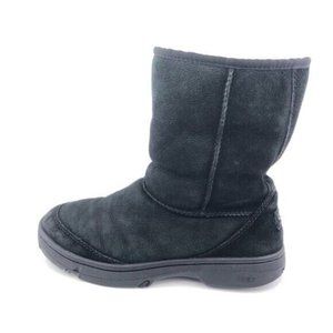 UGG Ultimate Short Sheepskin Winter Boots 8